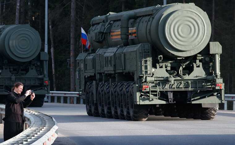 Кремль заявил об истерике Запада из-за планов России по ядерному оружию