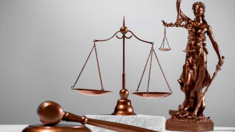 Судье Арбитражного суда Алтайского края дали 13 лет за получение крупных взяток